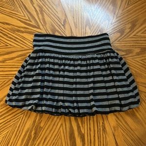 VTG Y2K Skater Skirt Mini Gray & Black Striped Soft & Stretchy Junior’s L EUC